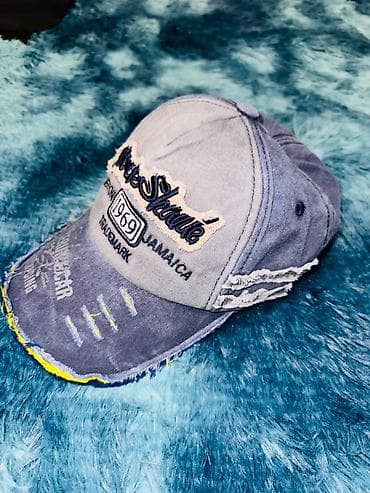 кепки: Кепка, Бейсболка, Козырек: Изогнутый, С вышивкой — 1