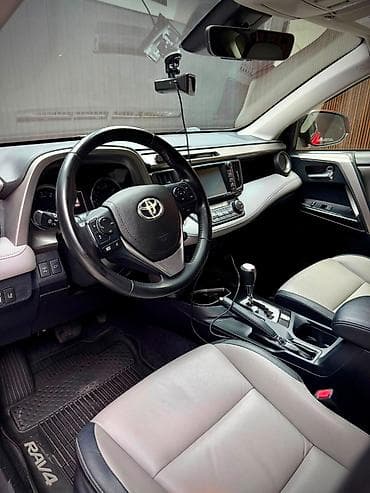 raf: Toyota RAV4: 2017 г., 2.4 л, Автомат, Бензин, Кроссовер — 8