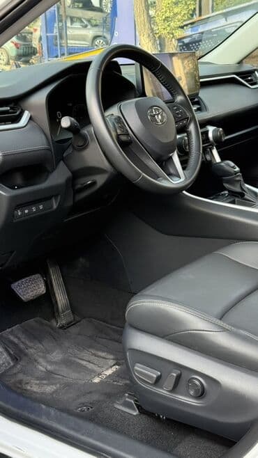 тойота криста: Toyota RAV4: 2023 г., 2 л, Автоматические, Бензин, Кроссовер — 11