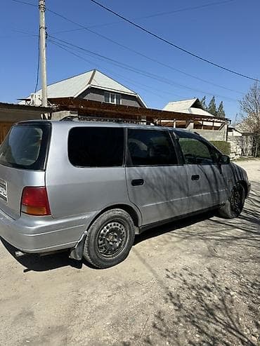 toyota crayn: Honda Odyssey: 1995 г., Автомат, Газ, Универсал — 10