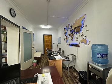 Комнаты: Офисное помещение с меблировкой и рабочими местами - Планировка: два — 3