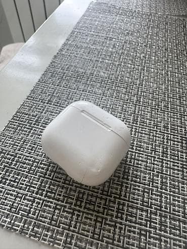 Беспроводные вкладыши наушники, Apple, AirPods 4, Б/у — 1