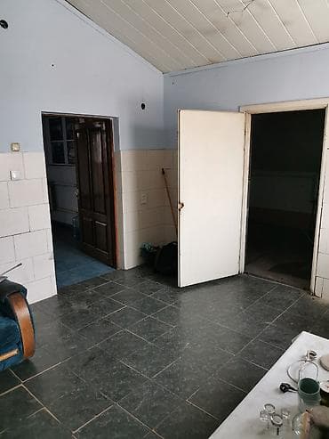 2600: 🏢 Сдаётся коммерческое помещение 📐 Площадь: 277 м² 🏢 Этаж: 2. 📍 Центр — 10
