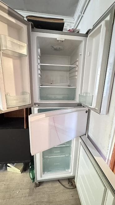 fridge: Холодильник Avest, Б/у, Двухкамерный, De frost (капельный) — 2