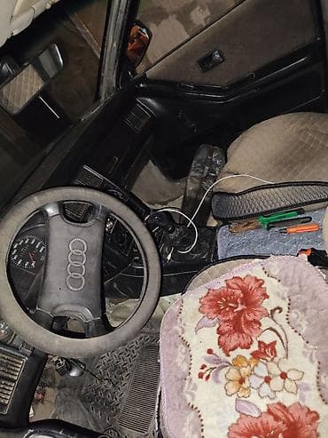 Audi 100: 1989 г., Механика, Седан — 3