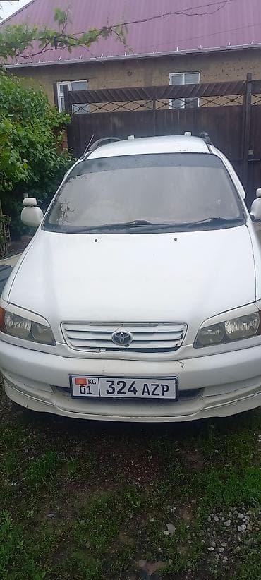 Toyota Ipsum: 1997 г., 2 л, Автомат, Бензин, Универсал