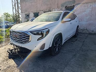 audi rs8: GMC : 2020 г., 2 л, Автомат, Бензин, Кроссовер — 1