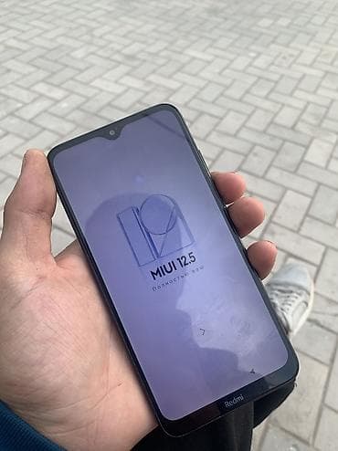 realme 13: Redmi, Redmi 8 Pro, цвет - Серый — 3