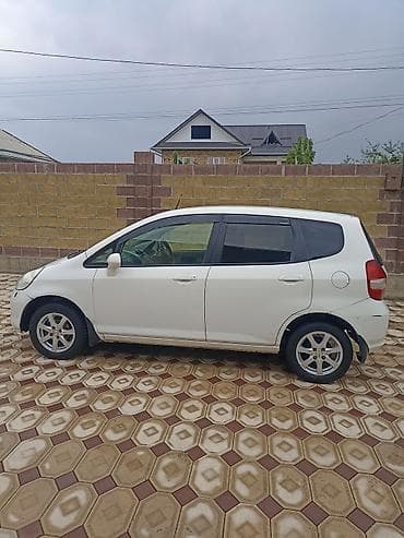 subaru justi: Honda Fit: 2003 г., 1.3 л, Вариатор, Бензин, Хэтчбэк — 3