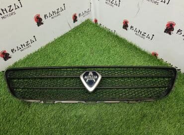 altezza: Решетка радиатора Toyota 2001 г., Б/у, Оригинал — 1