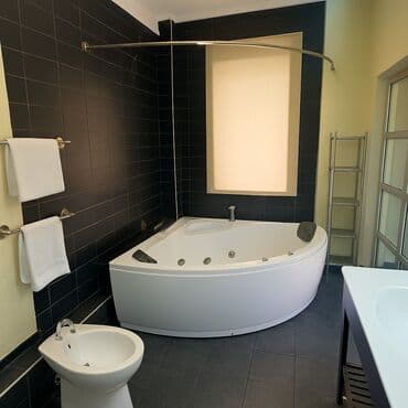 отдых исыкуль: 1 комната, Парковка, Постельное белье, Домофон — 5