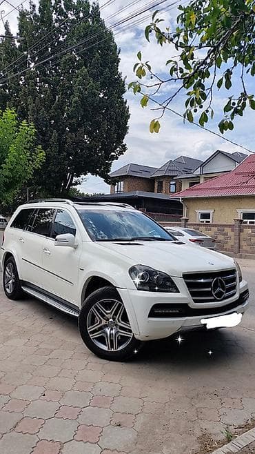 Mercedes-Benz GL-Class: 2011 г., 5.5 л, Типтроник, Бензин, Внедорожник at lalafo.kg Mercedes-Benz GL-Class: 2011 г., 5.5 л, Типтроник, Бензин, Внедорожник