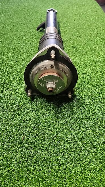 aubi 80: Амортизатор задний е70 6 782 875 В отличном состоянии, очень большой — 2