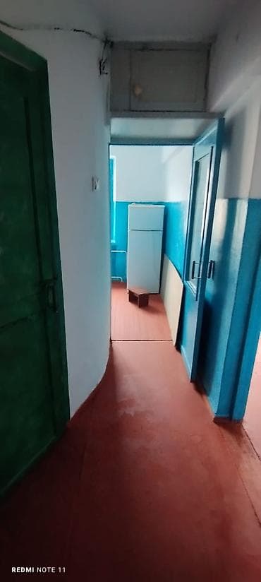 Продается 1-комнатная квартира в г. Токмок, 3-й микрорайон. Квартира — 4
