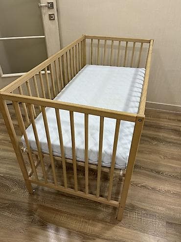 Продается детская кровать - манеж 2 в 1 из натурального дерева (ИКЕА