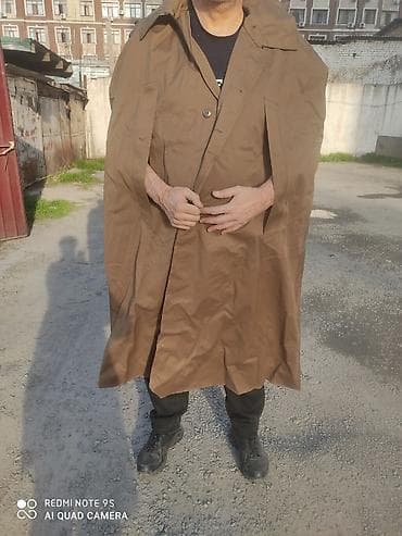 пончо дождевик: Плащ-накидка (пончо) защитного цвета. Новая. - Материал: плотная — 2