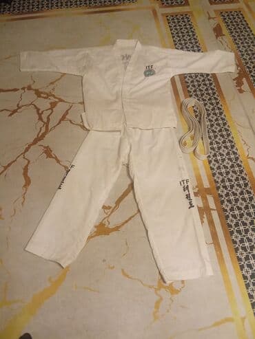 кимоно для таэквондо: Кимоно (добок) для тхэквондо ITF с поясом. Комплектация: - куртка с — 1