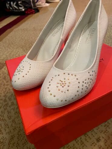 прокат мужских костюмов [возьми на прокат] бишкек фото: Туфли, 37, Anta, Новый, цвет - Белый, Самовывоз — 2