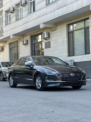 сонато: Hyundai Sonata: 2021 г., 2 л, Робот, Газ, Седан — 2