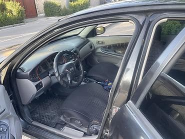 Продажа авто: Nissan Almera: 2002 г., 1.5 л, Механика, Бензин, Хэтчбэк — 6