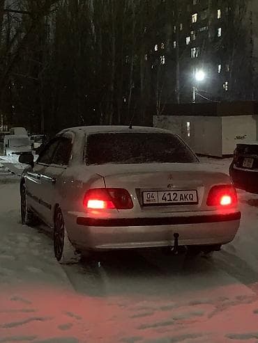 Mitsubishi Carisma: 2001 г., 1.8 л, Кол менен иштөөчү, Бензин, Седан — 7