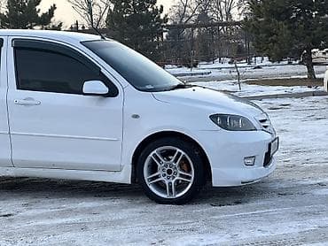 Mazda Demio: 2003 г., 1.5 л, Автомат, Бензин, Хэтчбэк — 4