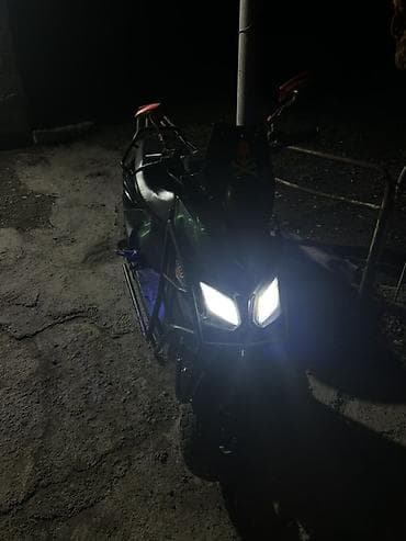 Скутеры: Макси-скутер 150 куб. см, Бензин, Б/у — 4