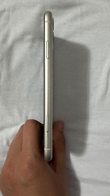 iphon 8 plus: IPhone 11, Б/у, 128 ГБ, White Titanium, Коробка, 75 % — 4