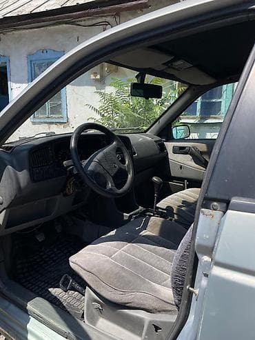 vaz 2109: Volkswagen Passat: 1992 г., Седан — 6