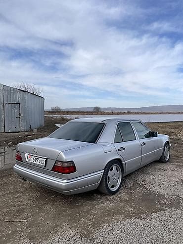 бапер мерс 124: Mercedes-Benz W124: 1994 г., Механика, Газ, Седан — 2