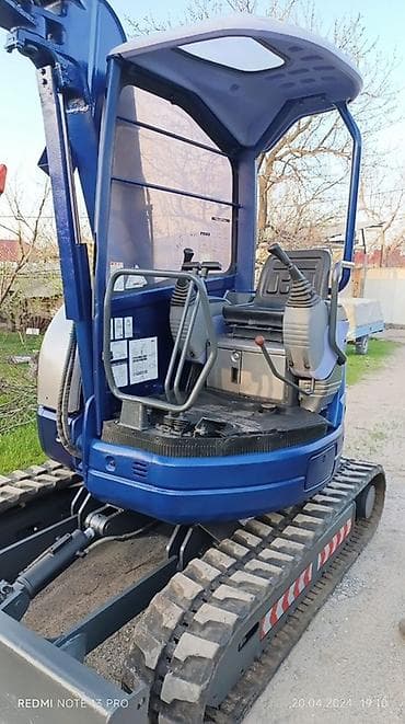 самосвалы шакман: Экскаватор, Komatsu, 2004 г., Гусеничный — 2