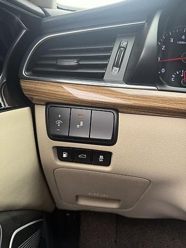 vin code: Kia K7: 2017 г., Седан — 1