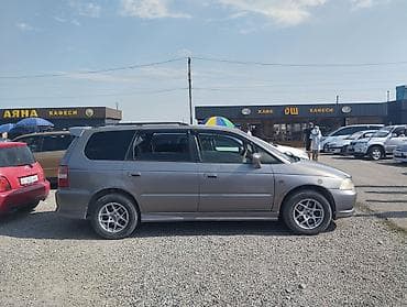 масло авто: Honda Odyssey: 2000 г., 2.3 л, Автомат, Газ, Минивэн — 1