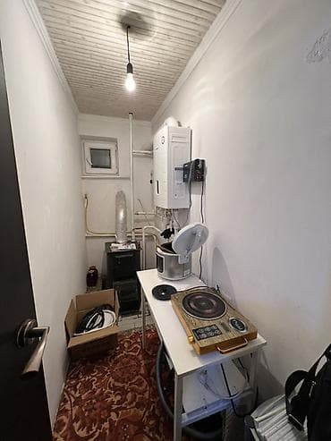 вагон для жиля: Продаётся жилой дом с двором и навесом. - Кирпичный забор по — 7