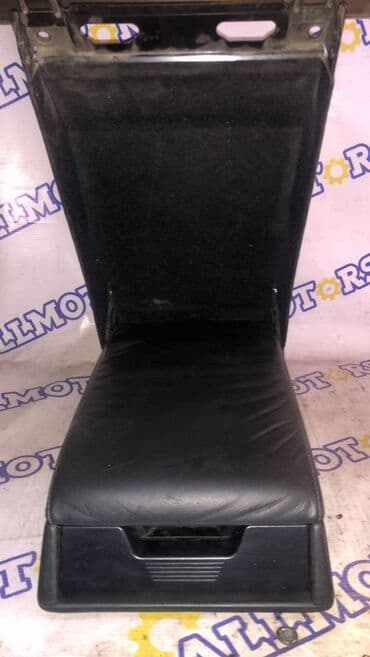 где купить акулу из икеи: Mercedes-Benz W220, задний подлокотник — 1