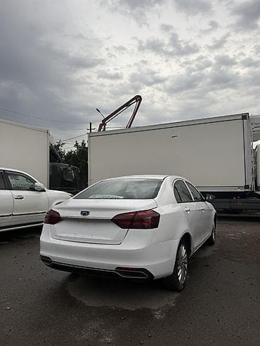 wuling mini ev: Geely Emgrand 7: 2021 г., Автомат, Электромобиль, Седан — 3