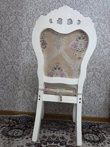 Тигүүчүлөр үчүн отургучтар: Зал үчүн отургуч, Жыгач — 10