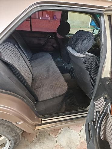 мерседес 124 2 2: Mercedes-Benz E-Class: 1993 г., 2.2 л, Автомат, Бензин, Седан — 6