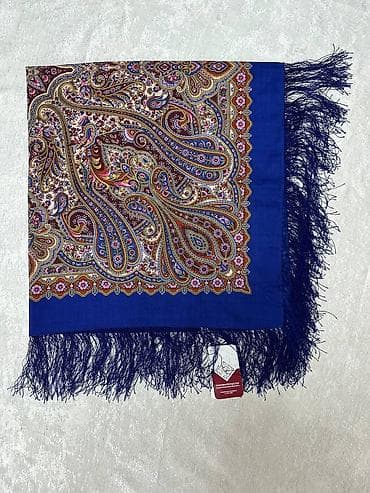 Джинсы: Шарфы Павлопосадские✨ Новое поступление 😍 Ждём вас по адресу: г — 6