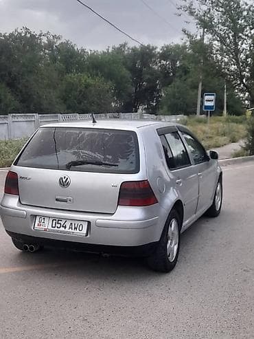 Volkswagen Golf: 2002 г., 1.6 л, Механика, Бензин, Хэтчбэк — 2
