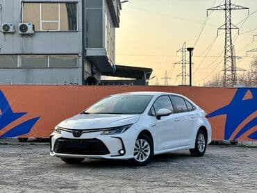 купить бу двигатель на мотоцикл: Toyota Corolla: 2021 г., 1.8 л, Вариатор, Гибрид, Седан — 1
