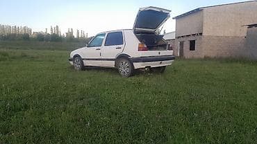 Продажа авто: Volkswagen Golf: 1989 г., 1.8 л, Механика, Бензин, Хэтчбэк — 1