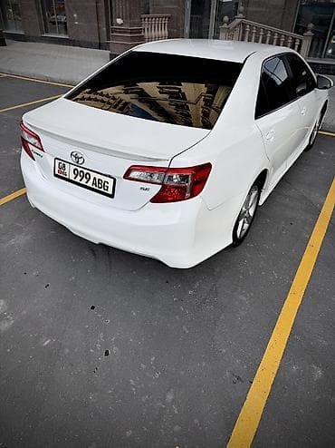 Toyota Camry: 2011 г., 2.5 л, Автомат, Бензин, Седан — 5