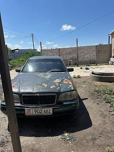 mers 212: Mercedes-Benz 190: 1995 г., 1.8 л, Седан — 2