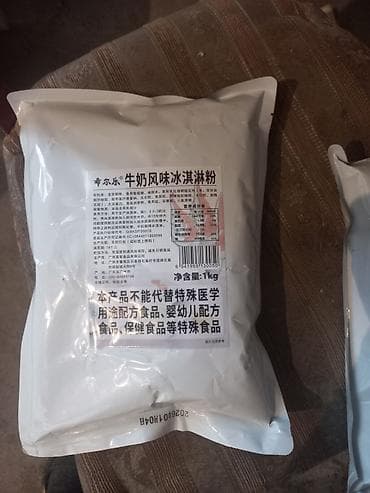 Порошок для приготовления мягкого мороженого, вкус молочный (奶味冰淇淋粉)