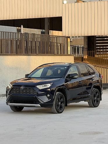 start: Toyota RAV4: 2019 г., 2.5 л, Автомат, Гибрид, Кроссовер — 1
