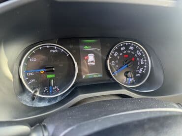 honda spaike: Toyota RAV4: 2019 г., 2.4 л, Автомат, Гибрид, Внедорожник — 8