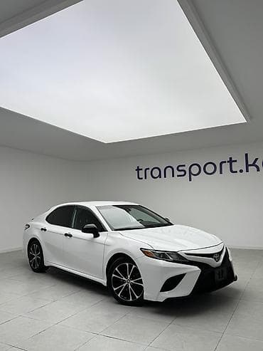 тае: Toyota Camry: 2020 г., 2.5 л, Автомат, Бензин, Седан — 2