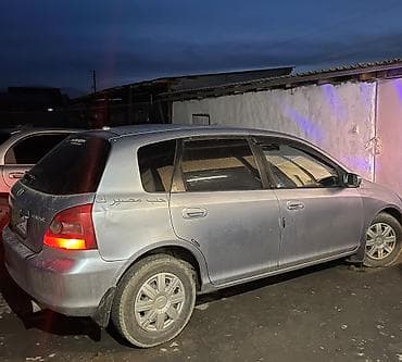 Honda Civic: 2002 г., 1.5 л, Автомат, Бензин, Хэтчбэк