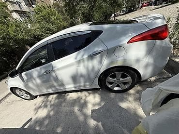 сткл: Hyundai Avante: 2012 г., 1.6 л, Автомат, Бензин, Седан — 3